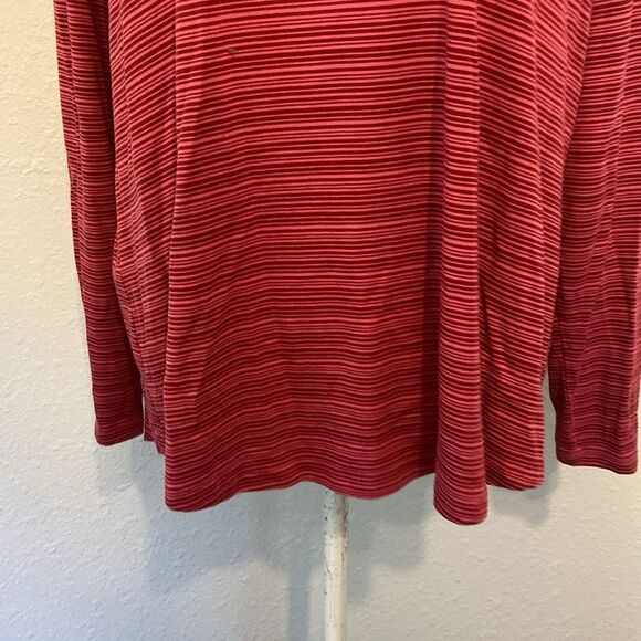 Athleta Pink & Red Striped Cloudlight Stratus Striped Top Size 1X - Picture 3 of 8